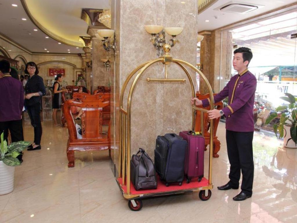 Tran Vinh Hotel Bạc Liêu Kültér fotó