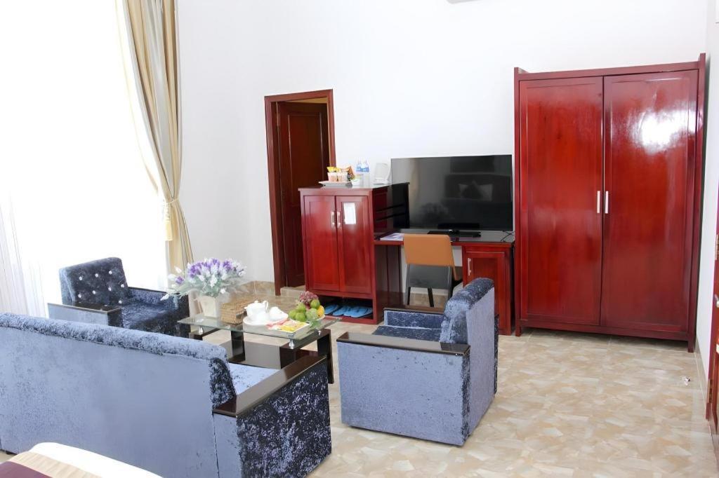 Tran Vinh Hotel Bạc Liêu Kültér fotó